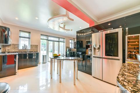 Grendon Gardens, Wembley Park, Wembley, HA9