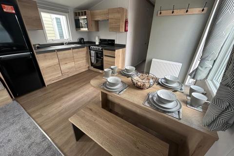 2 bedroom park home for sale, Tarka Holiday Park – Devon