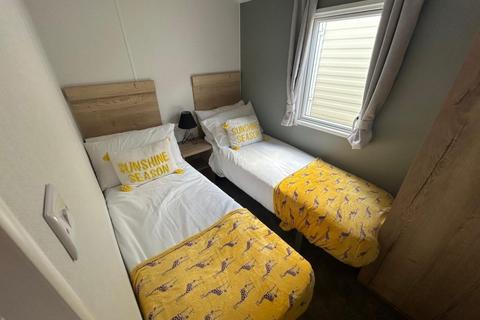 2 bedroom park home for sale, Tarka Holiday Park – Devon