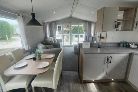 2 bedroom park home for sale, Tarka Holiday Park – Devon