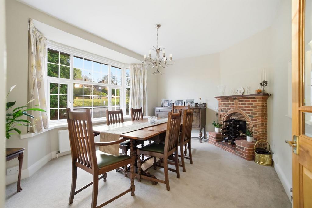 Dining room, fireplace