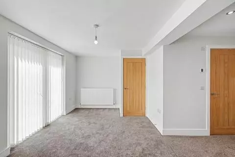 4 bedroom house to rent – pohled 4