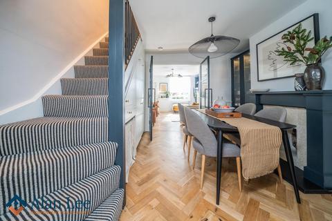 2 bedroom terraced house for sale, High Street, Macclesfield, SK11 8BR