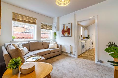 3 bedroom house share to rent, 38a Monks Road, Lincoln, LN2 5HW