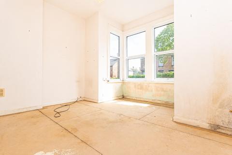 2 bedroom flat for sale, Approach Road, Margate, Kent, CT9