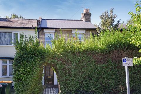 4 bedroom end of terrace house to rent, Carlton Road, Manor Park, London, E12