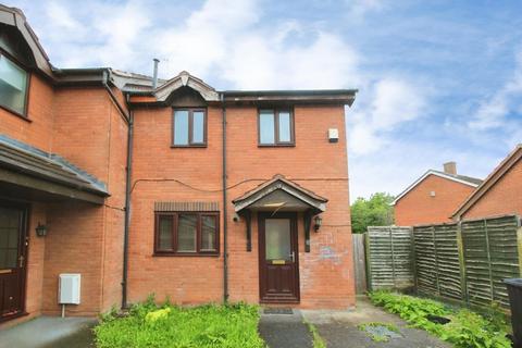 3 bedroom end of terrace house to rent, High Street, Chester CH4