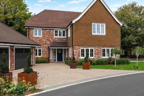 5 bedroom detached house for sale, Millside Grange, Little Green Lane, Croxley Green