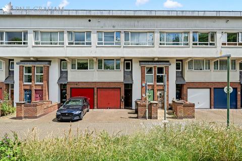 undefined, Barnard Close, Wallington