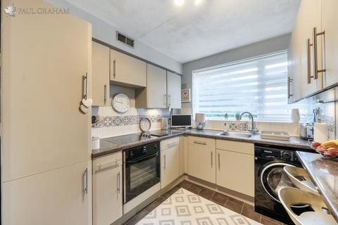 undefined, Culvers Avenue, Carshalton