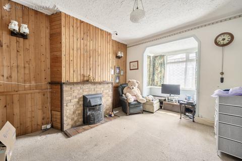 undefined, Grosvenor Avenue, Carshalton