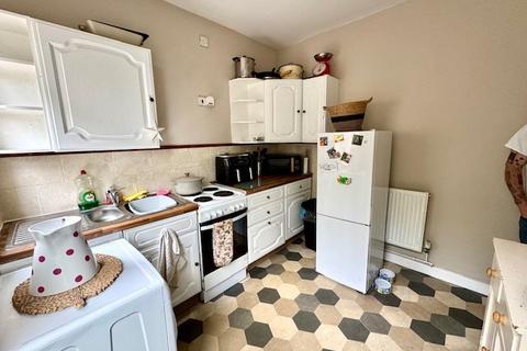 2 bedroom house to rent, Grange Lane, BARNSLEY
