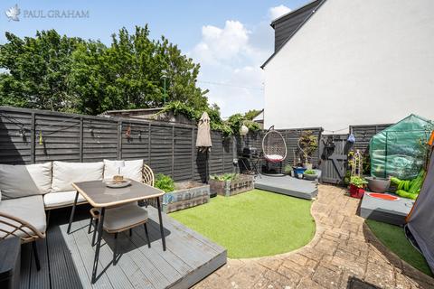 undefined, Myrtle Road, Sutton