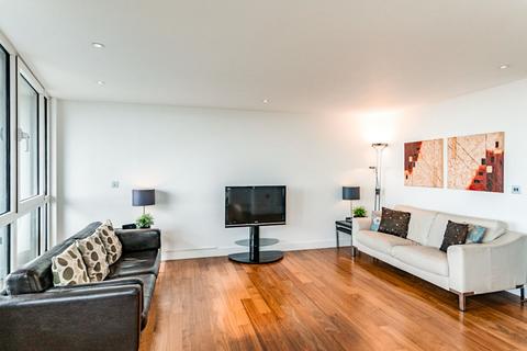 2 bedroom flat to rent, No 1 Building, Gunwharf Quays, PO1