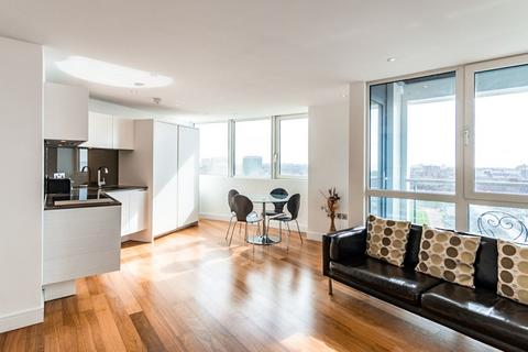 2 bedroom flat to rent, No 1 Building, Gunwharf Quays, PO1