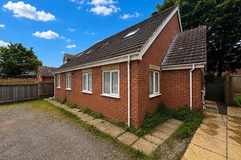 1 bedroom semi-detached house for sale, Chester Mews, Luton, LU4