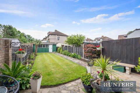 3 bedroom terraced house for sale, Inveresk Gardens, Worcester Park