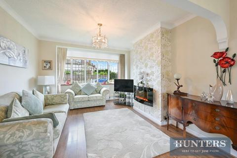 3 bedroom terraced house for sale, Inveresk Gardens, Worcester Park