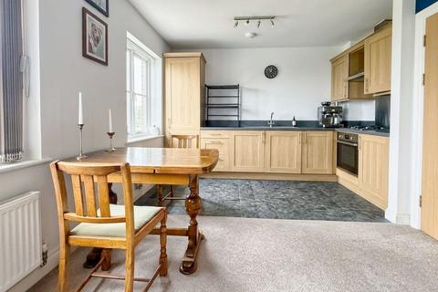 2 bedroom flat for sale, Meadow Bank, Llandarcy, SA10