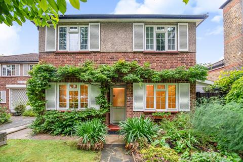 2 bedroom flat for sale, Crane Court, Sheen Gate Gardens, London, SW14