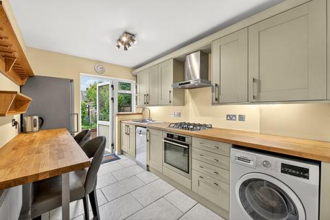 Crane Court, Sheen Gate Gardens, London, SW14