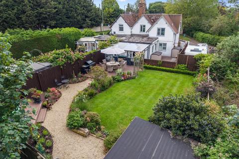 3 bedroom cottage for sale, Twyford, Evesham, WR11