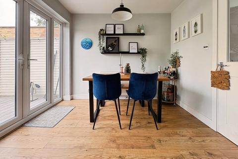 3 bedroom terraced house for sale, Elm Bank, Yateley, Hampshire