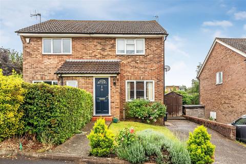 BOLEYN WALK, LEATHERHEAD, KT22
