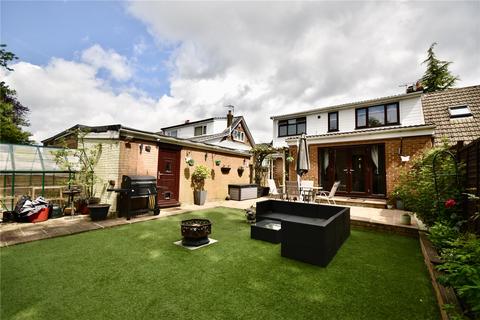 4 bedroom semi-detached house for sale, Cotswold Drive, Royton, Oldham, Greater Manchester, OL2