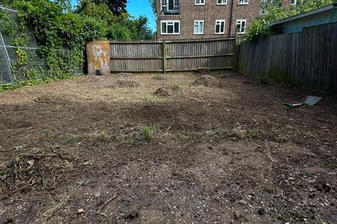 undefined, Bolster Grove, Crescent Rise, London