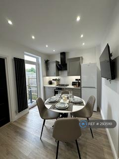 1 bedroom in a house share to rent, Wood Street, Kettering, NN16