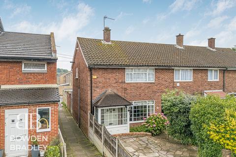 New North Road, Hainault, IG6