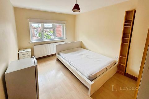1 bedroom in a house share to rent, Rowditch Avenue, Derby, Derbyshire, DE22