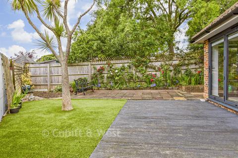 3 bedroom detached bungalow for sale, Sunnydale Close, Brighton BN1