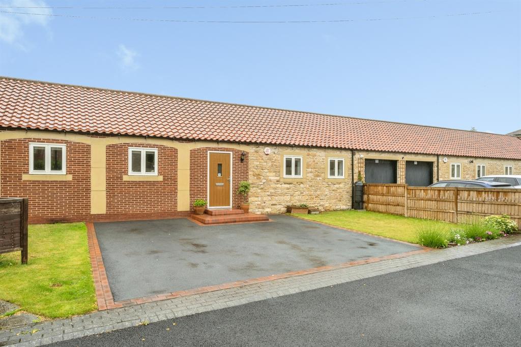 4 bedroom terraced bungalow for sale