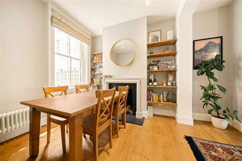 2 bedroom terraced house for sale, Old Ford Road, London E2