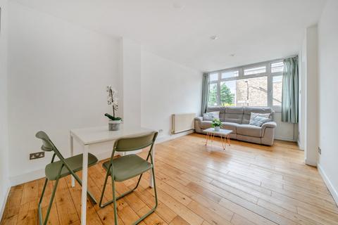 1 bedroom flat for sale, Devonport Road, Shepherd's Bush, London, W12