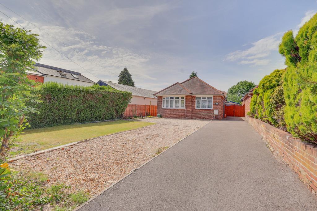 Portsmouth Road, Woolston, Southampton