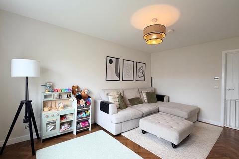 3 bedroom semi-detached house for sale, Red Fox Gardens, Glasgow G72
