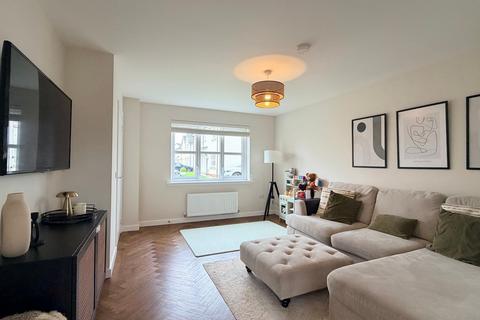 3 bedroom semi-detached house for sale, Red Fox Gardens, Glasgow G72
