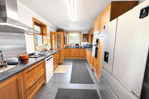 3 bedroom cottage for sale, 1 Linns Cottage, Collin, DG1 3SA