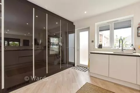 3 bedroom detached bungalow for sale – pohled 3