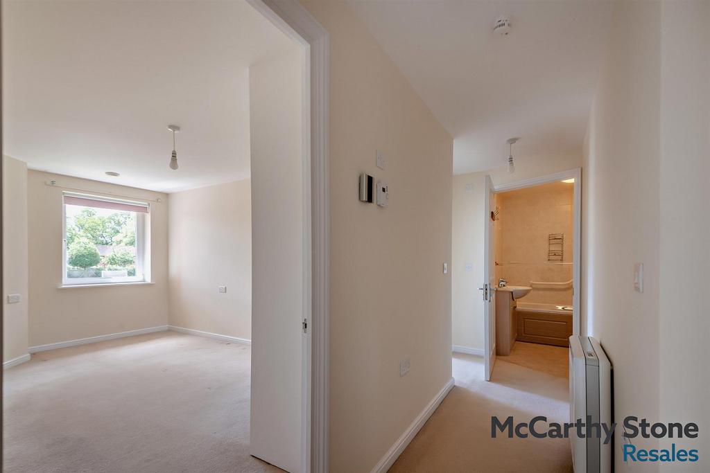 8695411-interior13-800.jpg