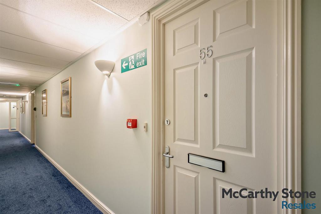 8695411-interior14-800.jpg