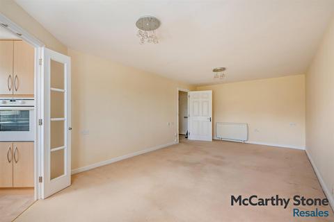 undefined, Benedict Court, Western Avenue, Newbury, Berkshire, RG14 1AR