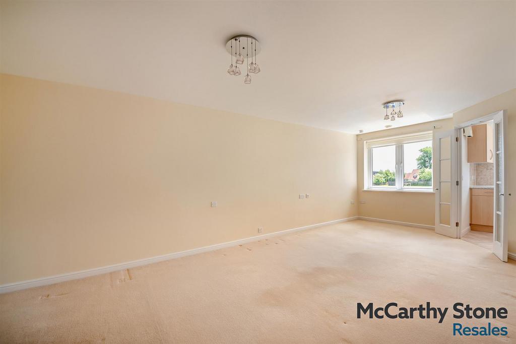 8695411-interior06-800.jpg