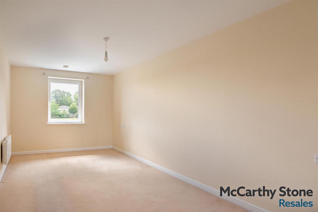 8695411-interior10-800.jpg