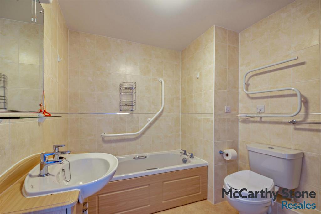 8695411-interior12-800.jpg
