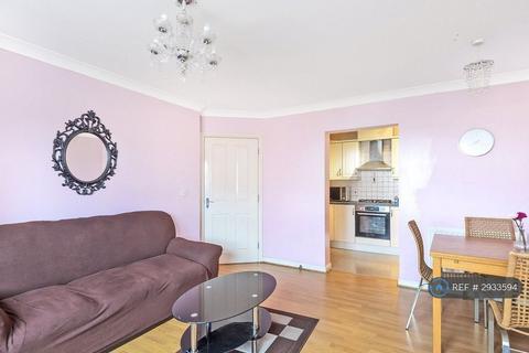 undefined, Crispin Way, Uxbridge, UB8