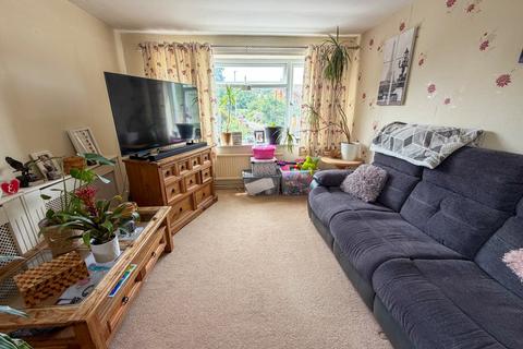 2 bedroom apartment for sale, Berrow Road, Burnham-on-Sea, Somerset, TA8